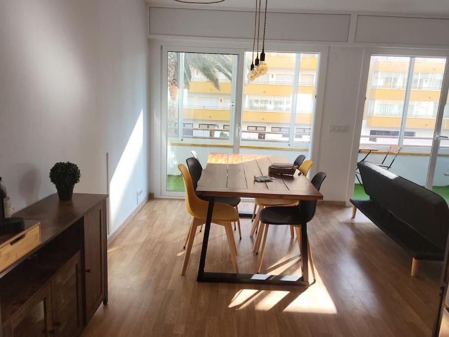 Superbe Apartement En Residence Avec Piscine Rosas Exteriör bild