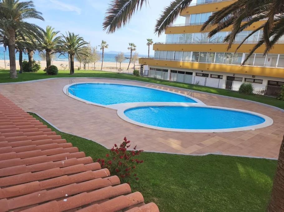 Superbe Apartement En Residence Avec Piscine Rosas Exteriör bild